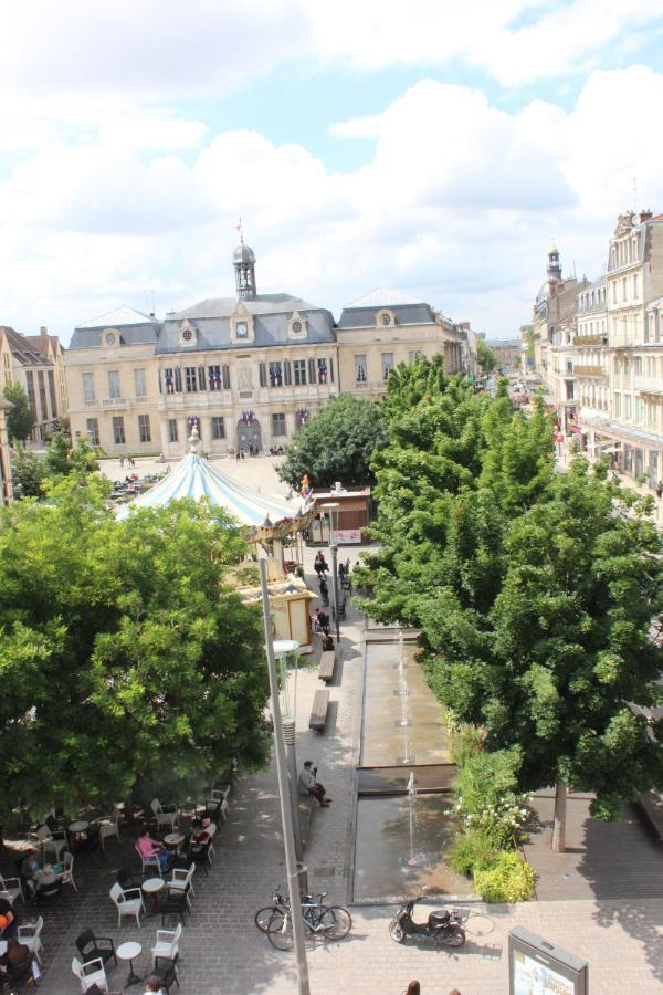 Le Millesime 2 : Hyper Centre Lägenhet Troyes Exteriör bild
